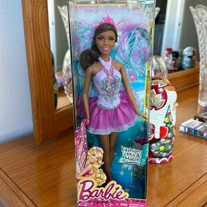 New in the box Mattel 2013 Barbie Fashion Mix & Match